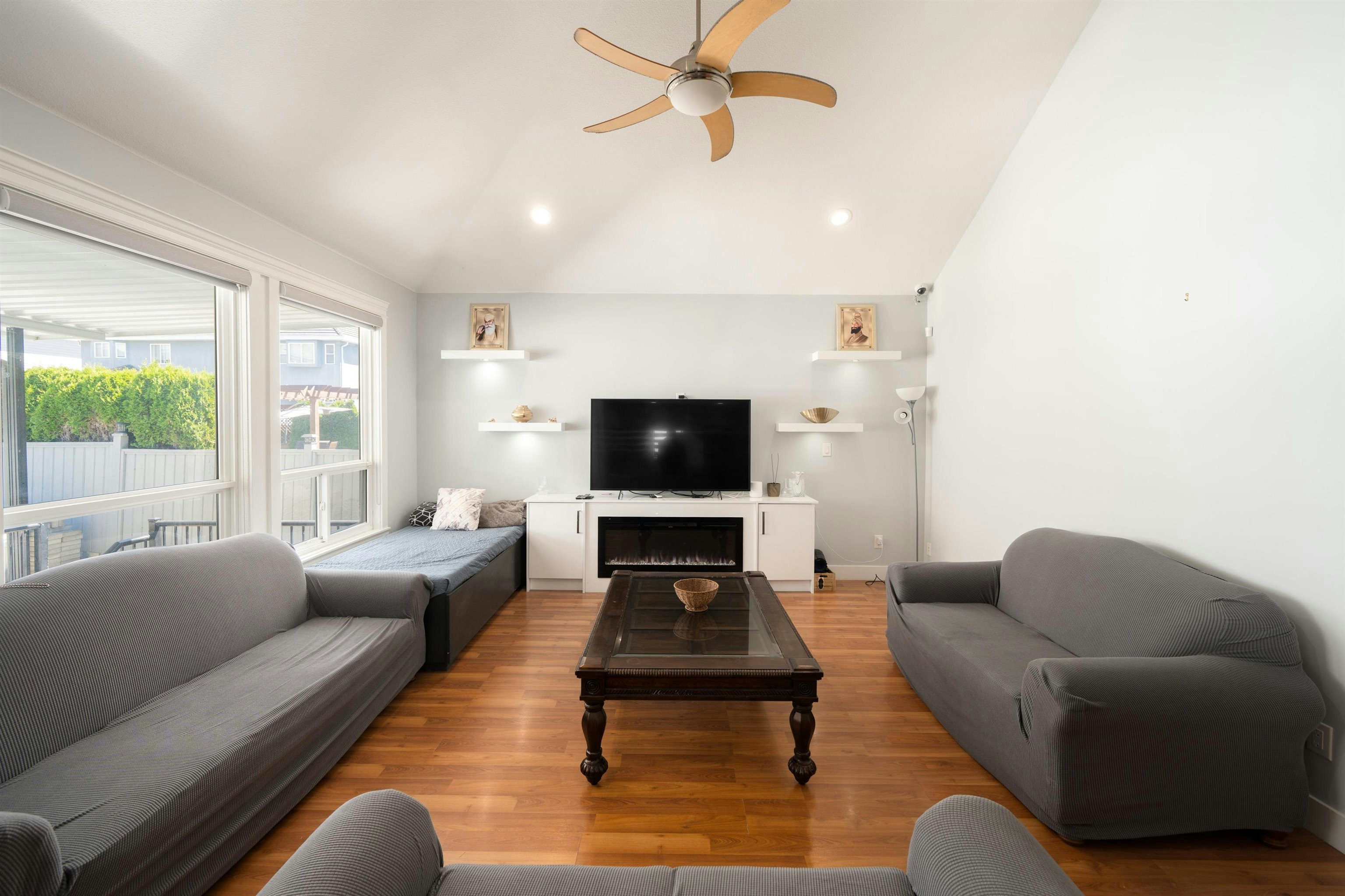 14977 69 Avenue, Surrey, BC, V3S 0Y8 - 12