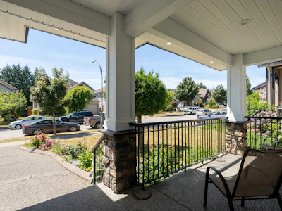 14977 69 Avenue - 5