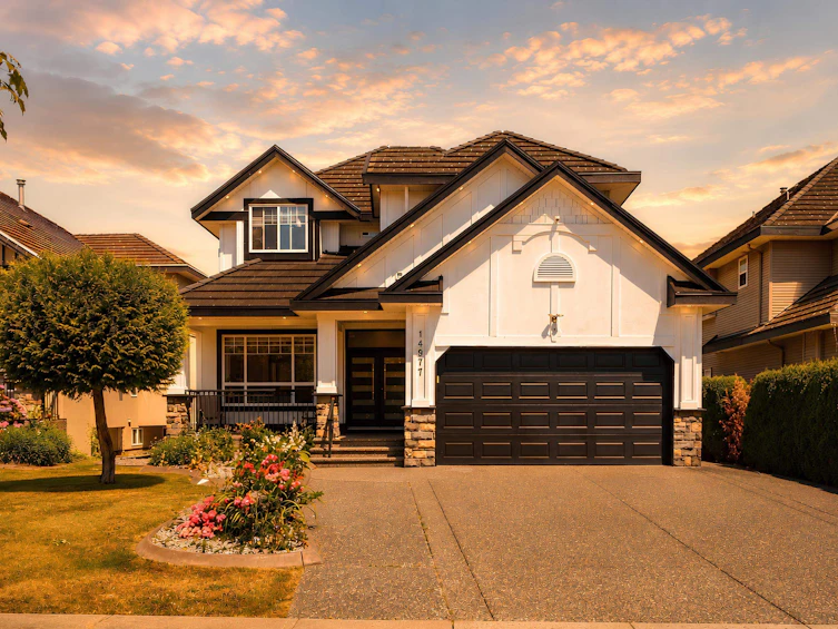 14977 69 Avenue, Surrey, BC, V3S 0Y8