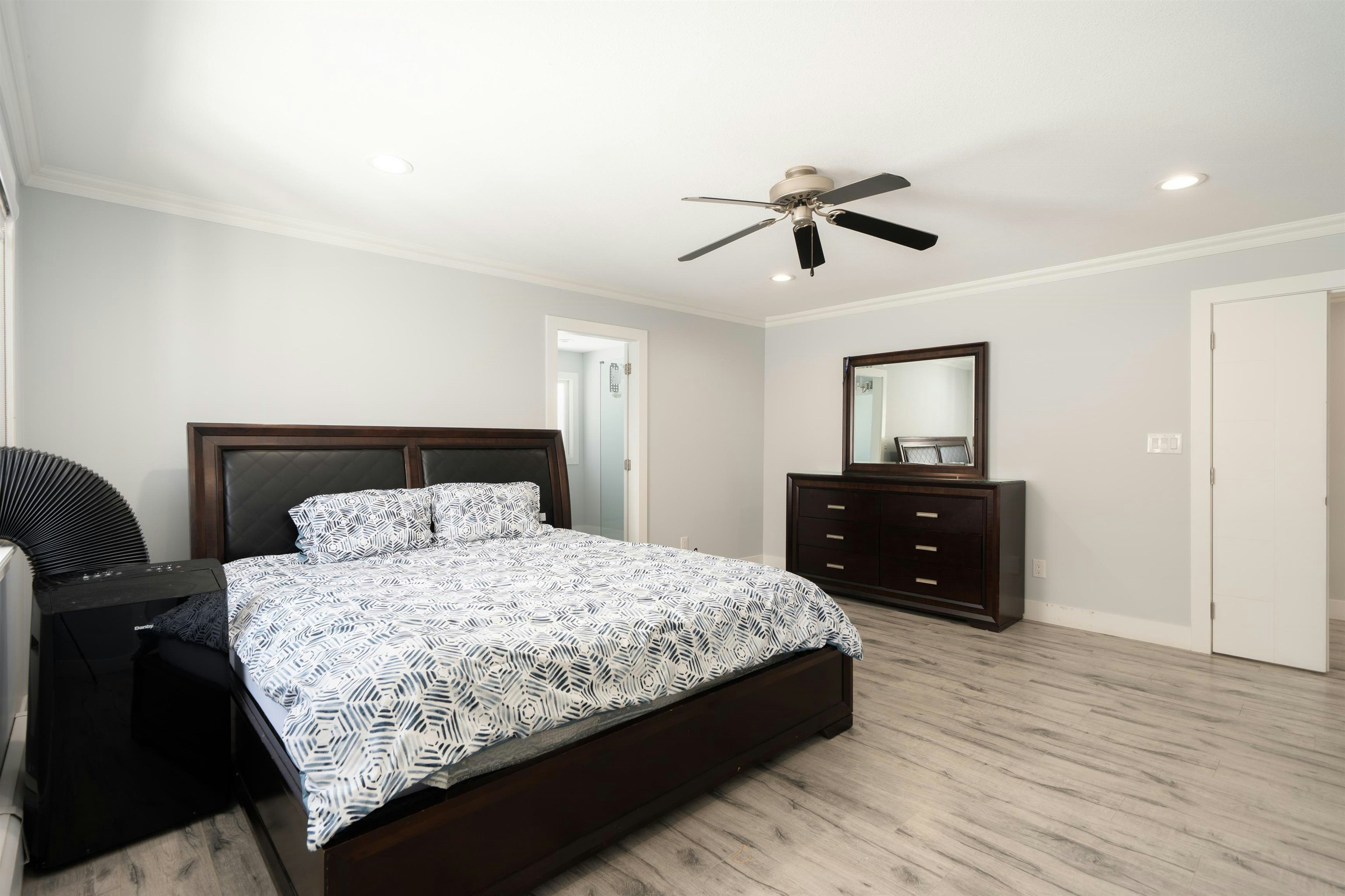 14977 69 Avenue, Surrey, BC, V3S 0Y8 - 26