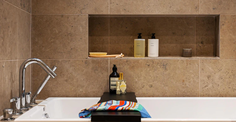 2403-125 E 14th Street, North Vancouver, BC, V7L 0E6 - 28