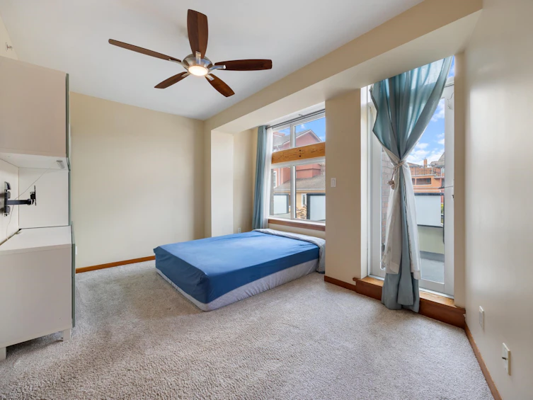 114-8 Renaissance Square, New Westminster, BC, V3M 7A9 - 18