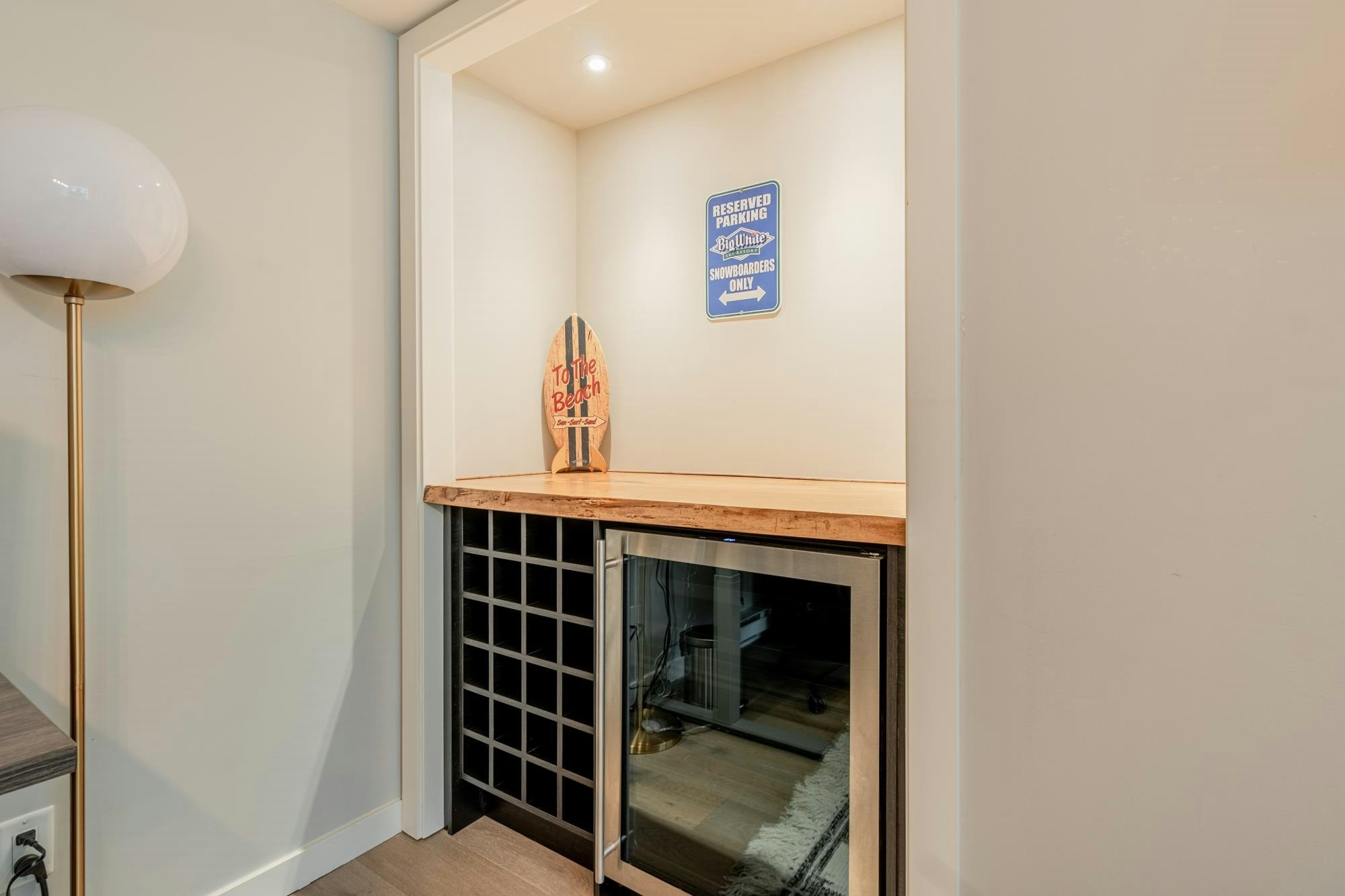 1227 Richards Street, Vancouver, BC, V6B 3G3 - 24