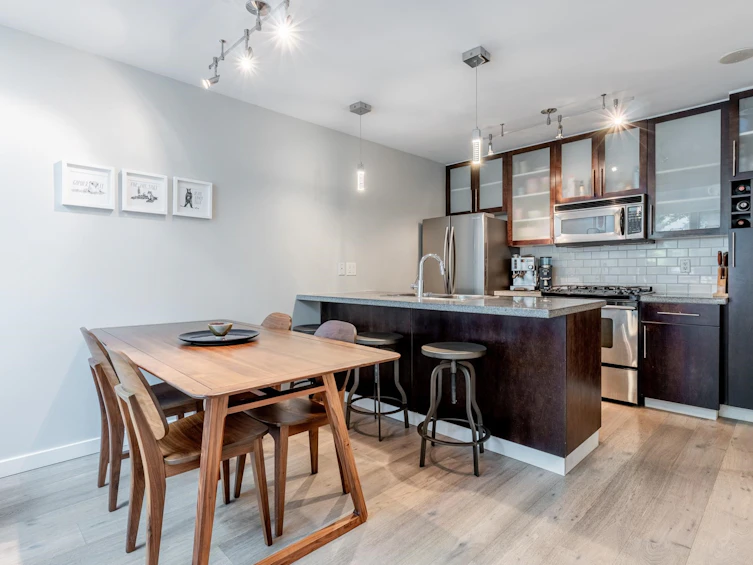 1227 Richards Street, Vancouver, BC, V6B 3G3 - 5