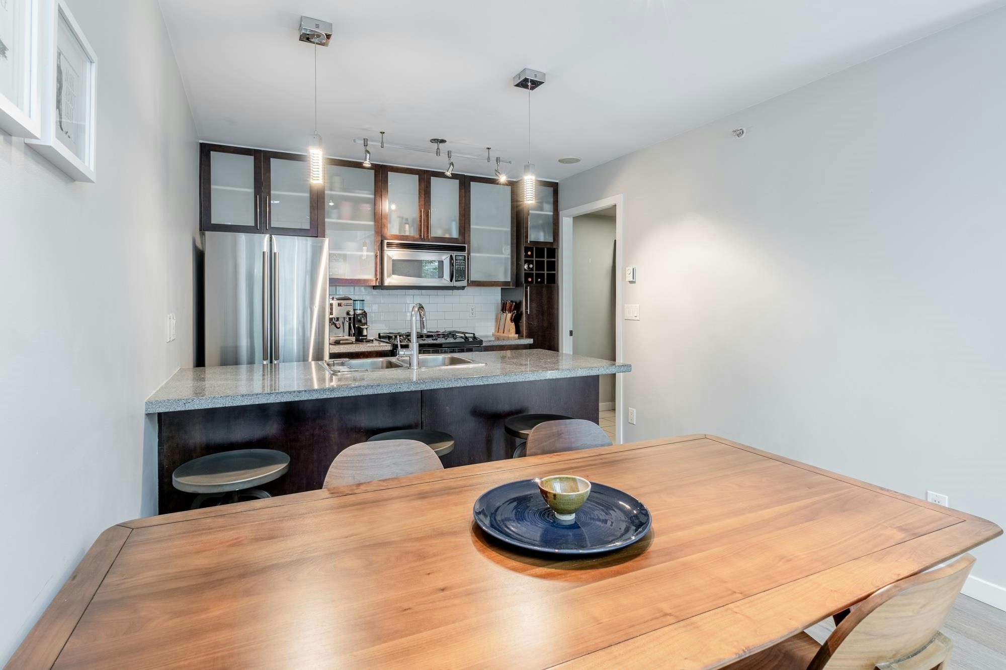 1227 Richards Street, Vancouver, BC, V6B 3G3 - 6