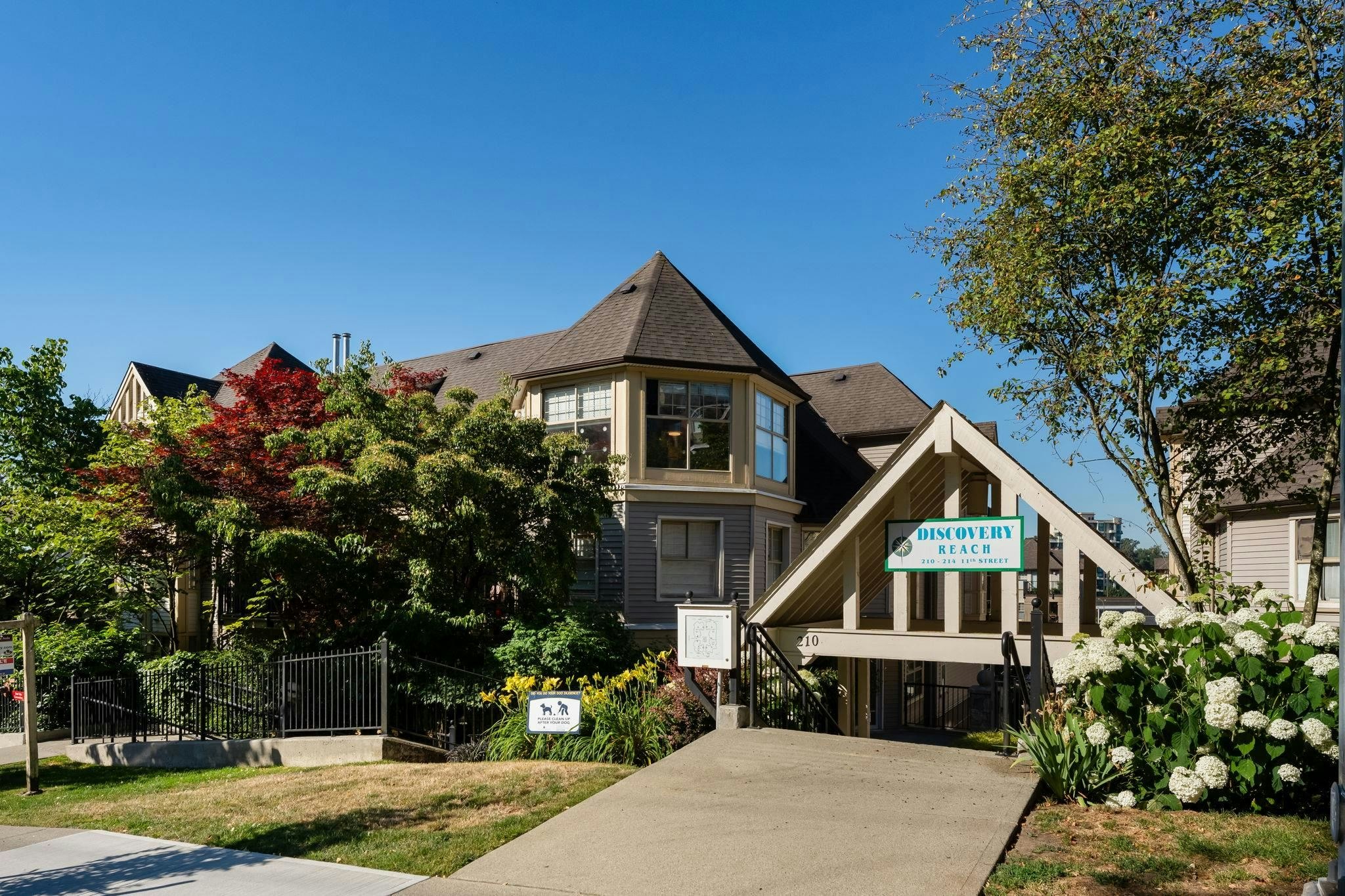 305-210 Eleventh Street, New Westminster, BC, V3M 4C9 - 32
