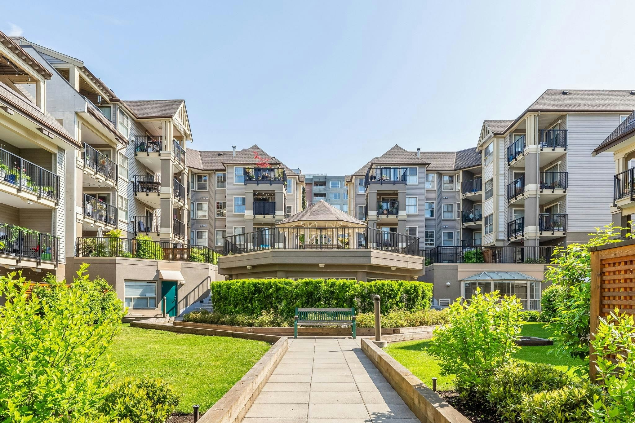 305-210 Eleventh Street, New Westminster, BC, V3M 4C9 - 27