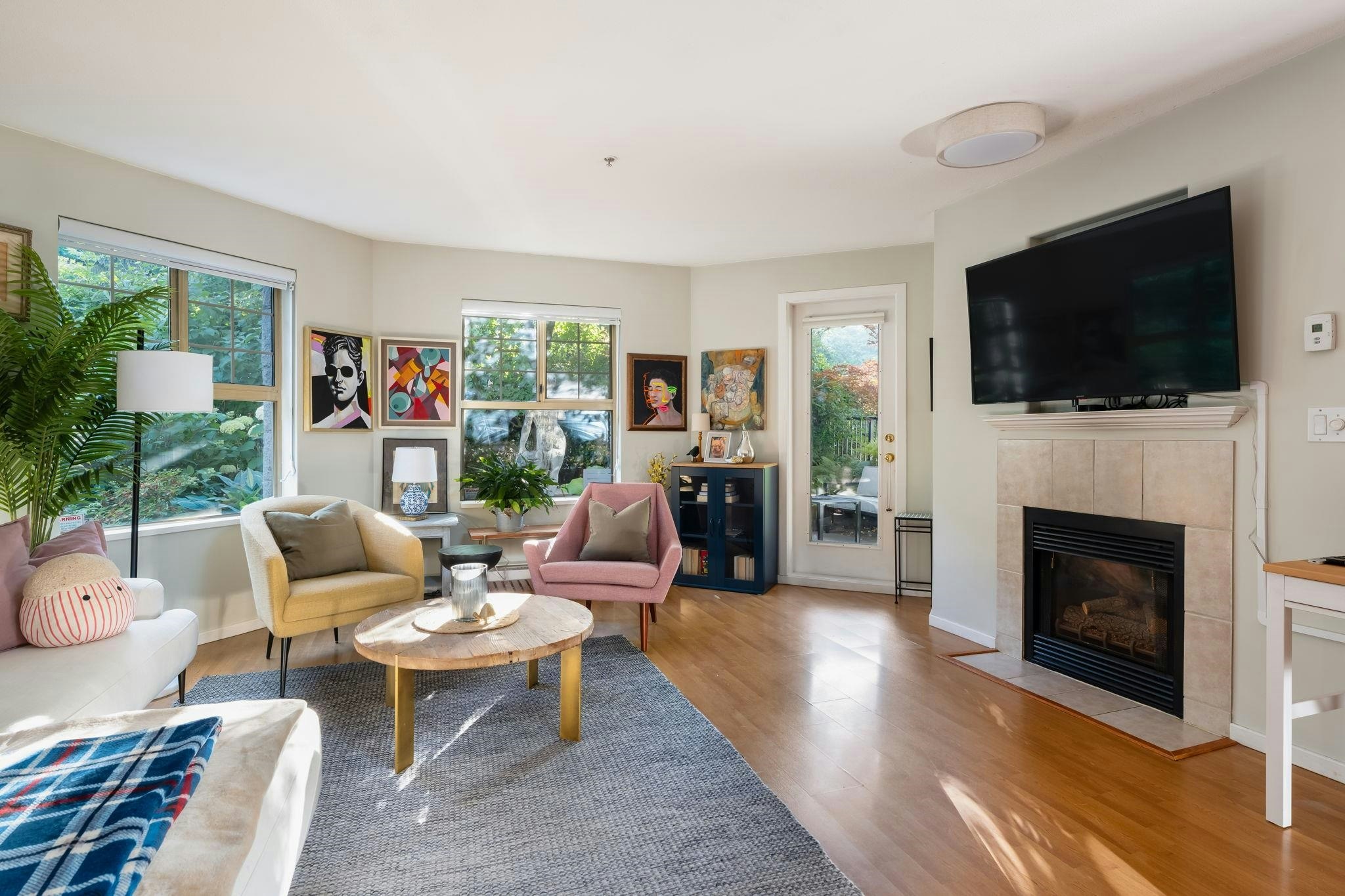 305-210 Eleventh Street, New Westminster, BC, V3M 4C9 - 8