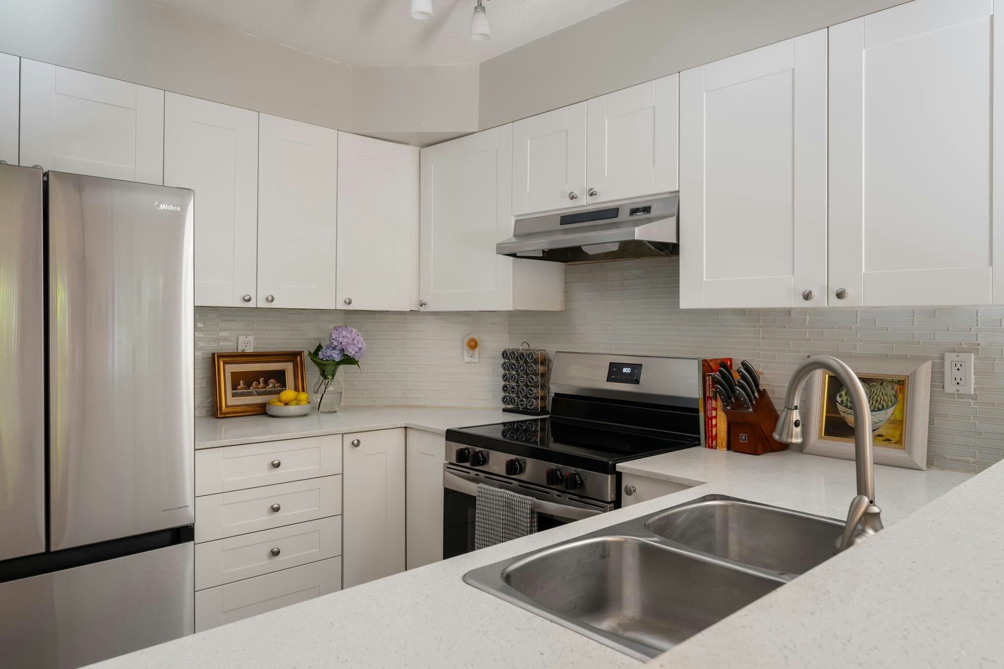 305-210 Eleventh Street, New Westminster, BC, V3M 4C9 - 18
