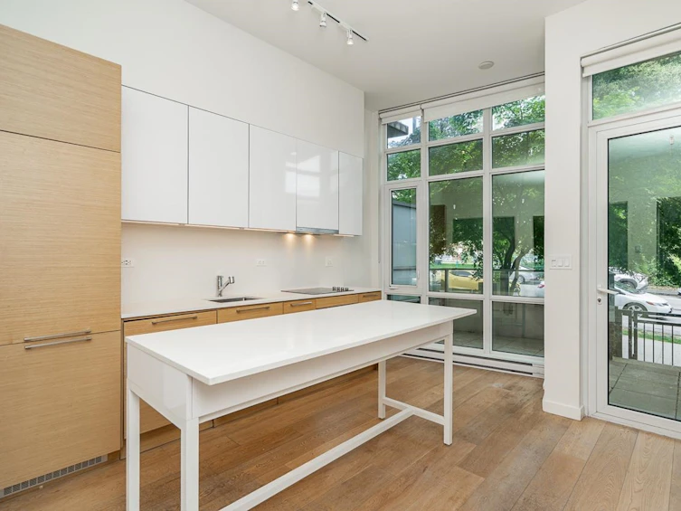 TH103-13438 Central Avenue, Surrey, BC, V3T 0N2 - 7