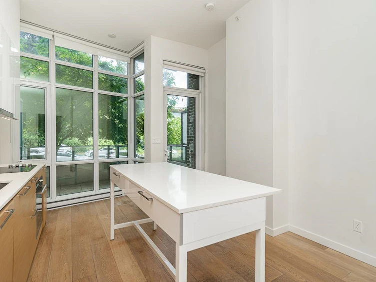TH103-13438 Central Avenue, Surrey, BC, V3T 0N2 - 8