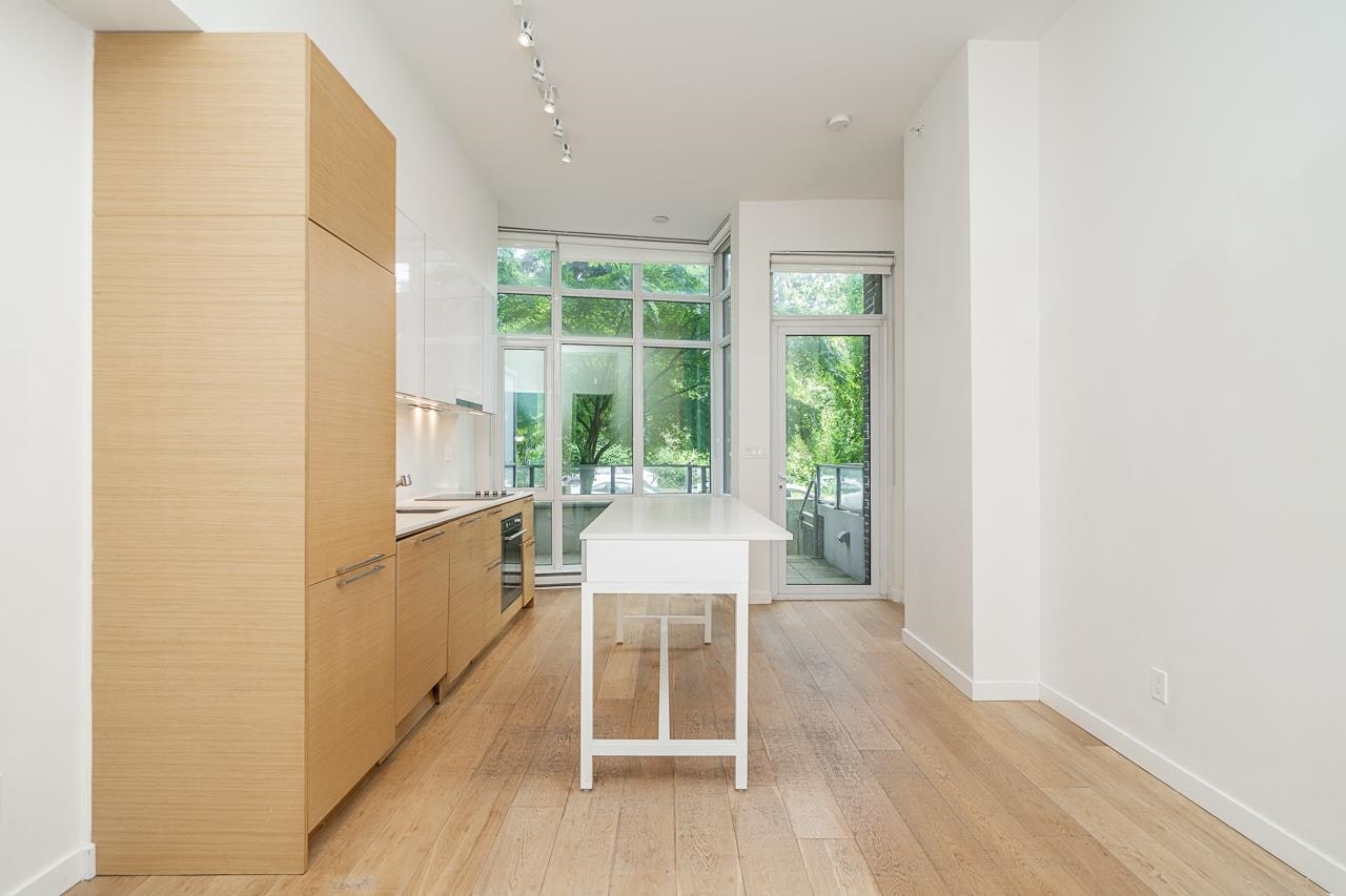 TH103-13438 Central Avenue, Surrey, BC, V3T 0N2 - 13