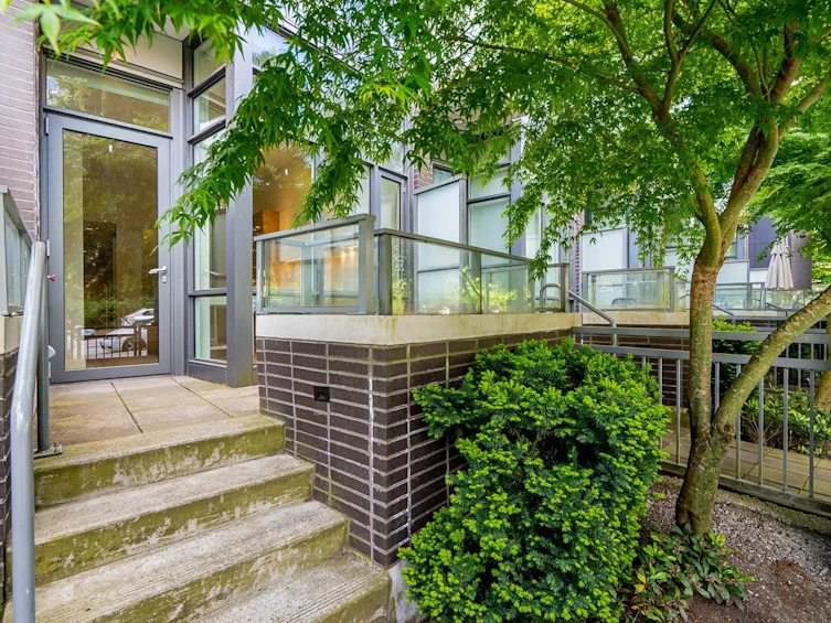 TH103-13438 Central Avenue, Surrey, BC, V3T 0N2
