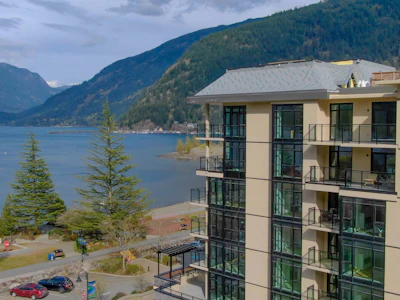 410-120 Esplanade Avenue - 4