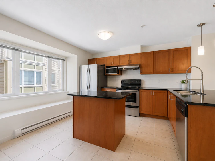 7-6498 Elgin Avenue, Burnaby, BC, V5H 3S6 - 8