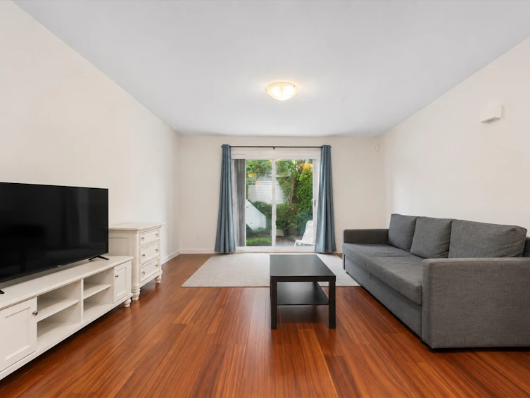 7-6498 Elgin Avenue, Burnaby, BC, V5H 3S6 - 5