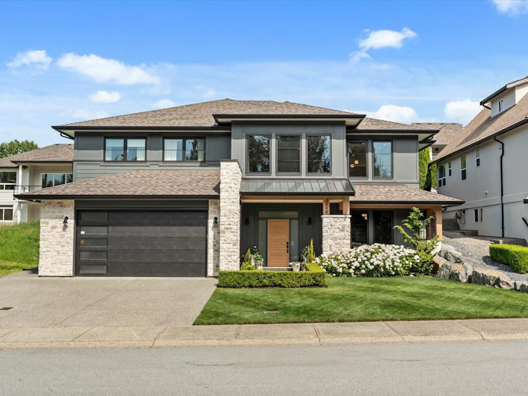 3898 Coachstone Way, Abbotsford, BC, V2S 8G7 - 2