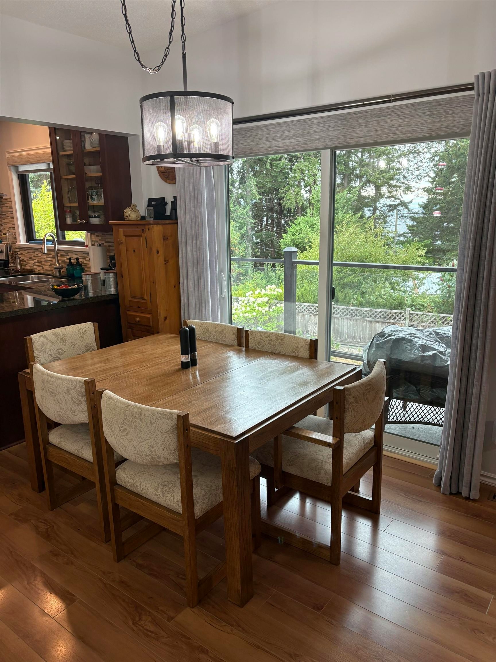 5350 Benner Road, Sechelt, BC, V7Z 0G7 - 6