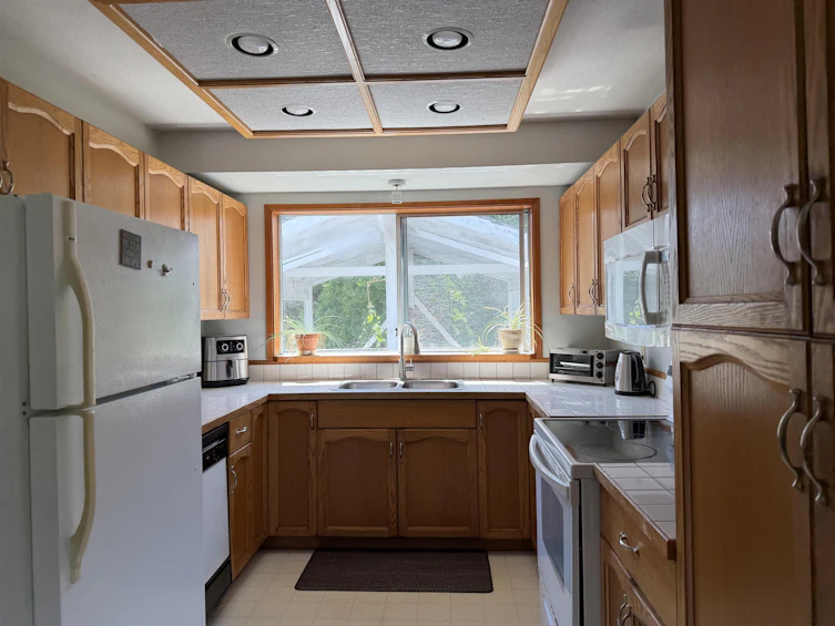 5466 Carnaby Place, Sechelt, BC, V7Z 0M3 - 13