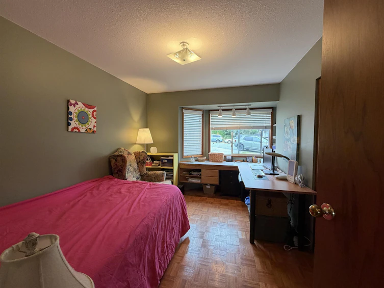 5466 Carnaby Place, Sechelt, BC, V7Z 0M3 - 23