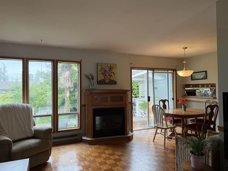 5466 Carnaby Place, Sechelt, BC, V7Z 0M3 - 10