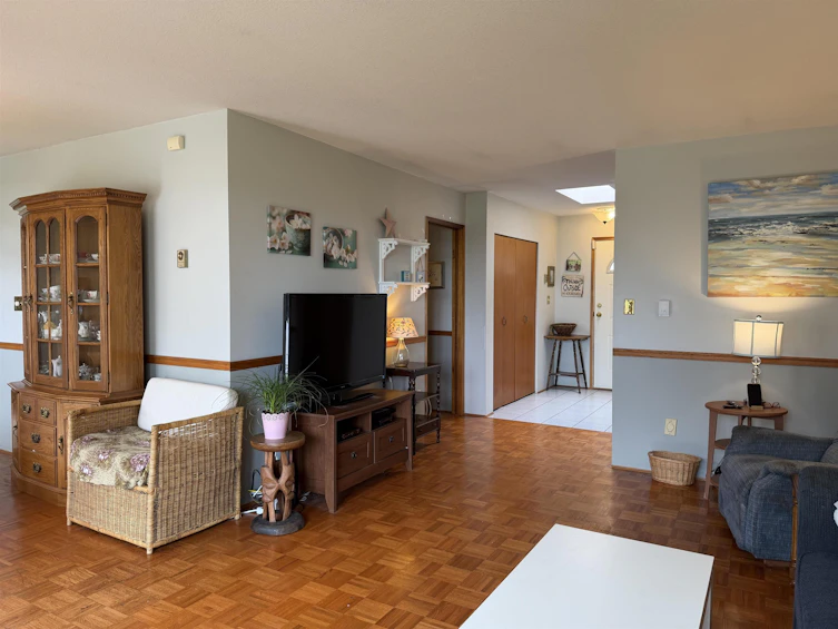 5466 Carnaby Place, Sechelt, BC, V7Z 0M3 - 4