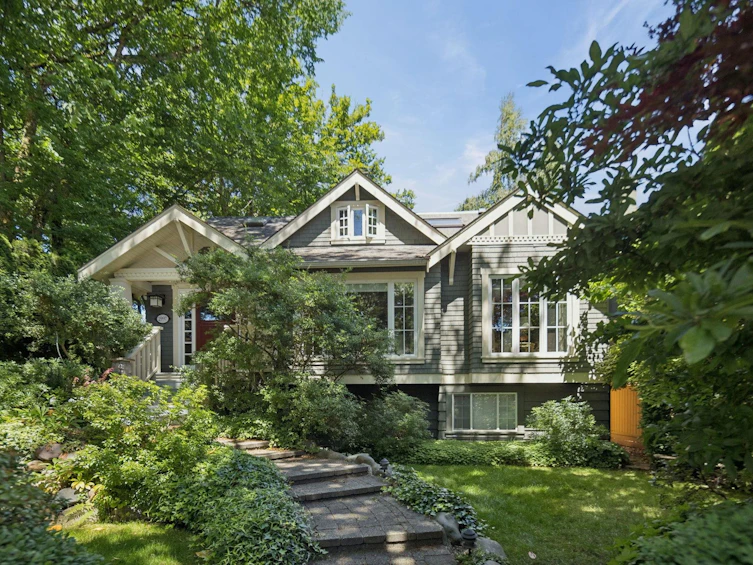 2997 W 38th Avenue, Vancouver, BC, V6N 2X2