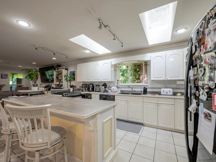 13747 115 Avenue, Surrey, BC, V3R 2P1 - 18