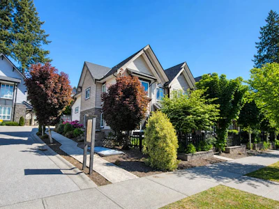 35-14555 68 Avenue - 2