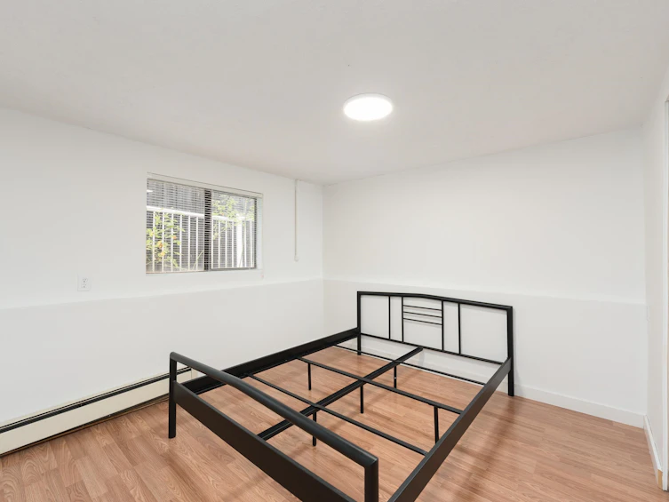 1038 E 51st Avenue, Vancouver, BC, V5X 1E7 - 27