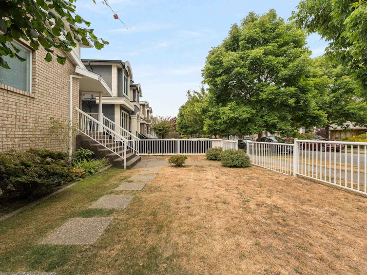 1038 E 51st Avenue, Vancouver, BC, V5X 1E7 - 37