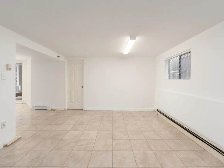 1038 E 51st Avenue, Vancouver, BC, V5X 1E7 - 26