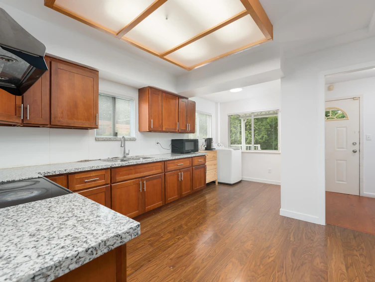 1038 E 51st Avenue, Vancouver, BC, V5X 1E7 - 7