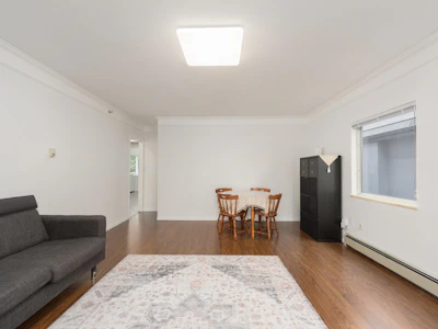 1038 E 51st Avenue - 3