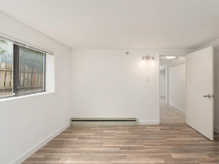 1038 E 51st Avenue, Vancouver, BC, V5X 1E7 - 30