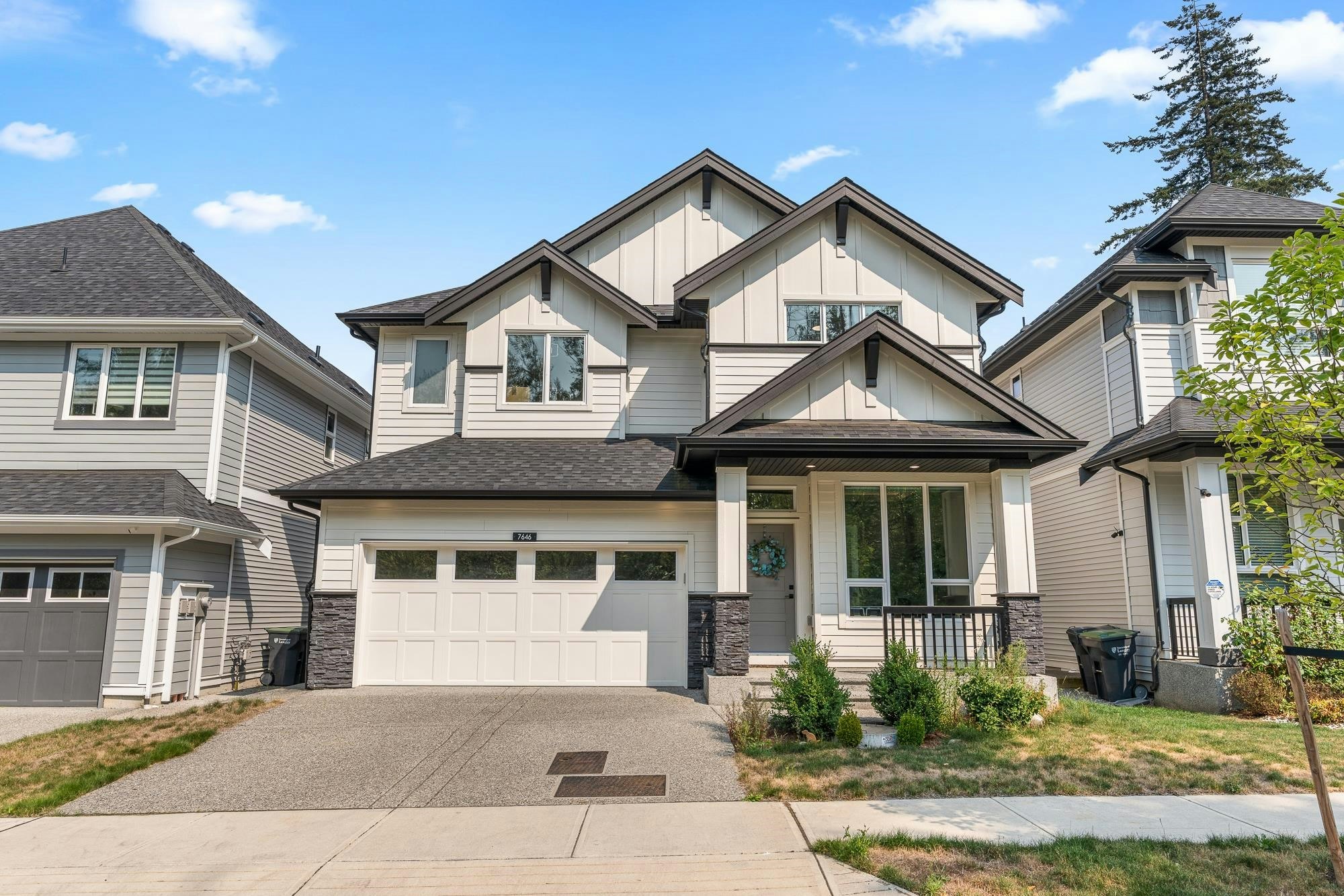 7646 203 Street, Langley, BC, V2Y 3S9