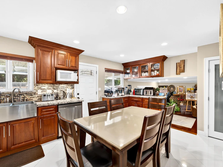 3152 Lancaster Place, Port Coquitlam, BC, V3C 3J7 - 11
