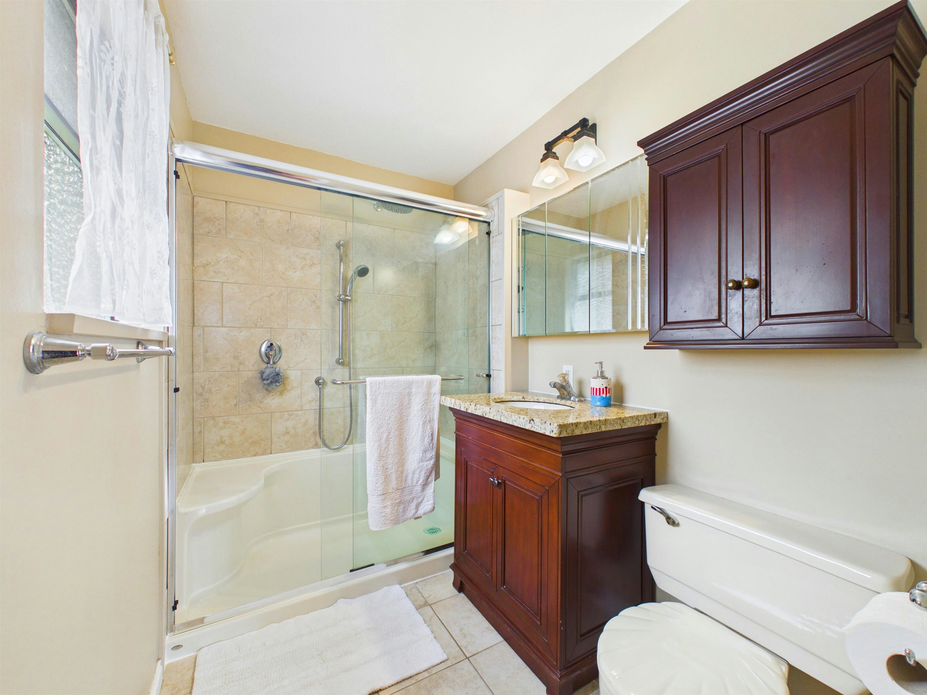 8232 Brynlor Drive, Burnaby, BC, V5E 4C4 - 30