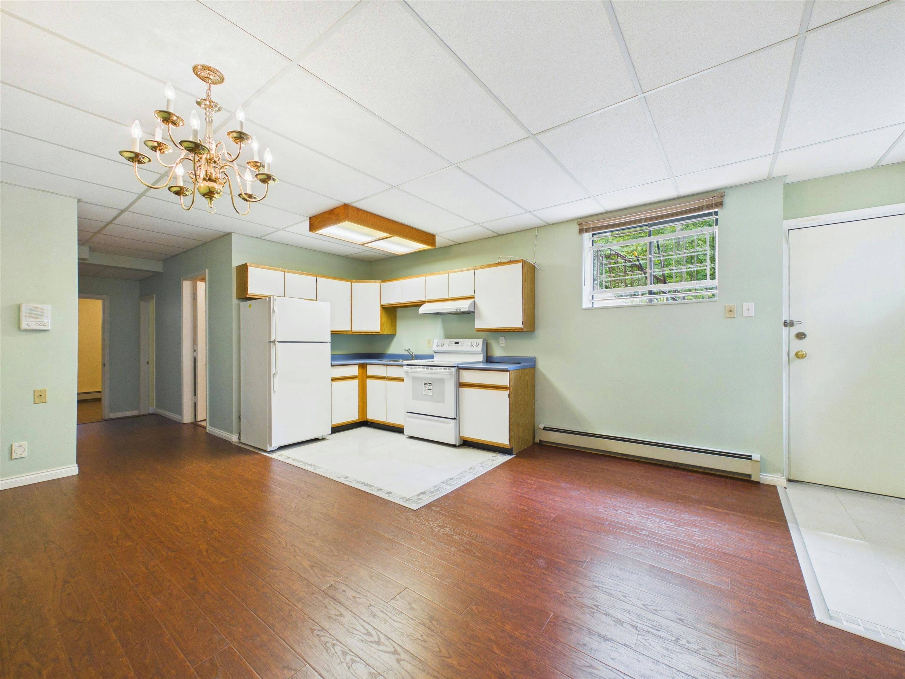 8232 Brynlor Drive, Burnaby, BC, V5E 4C4 - 21