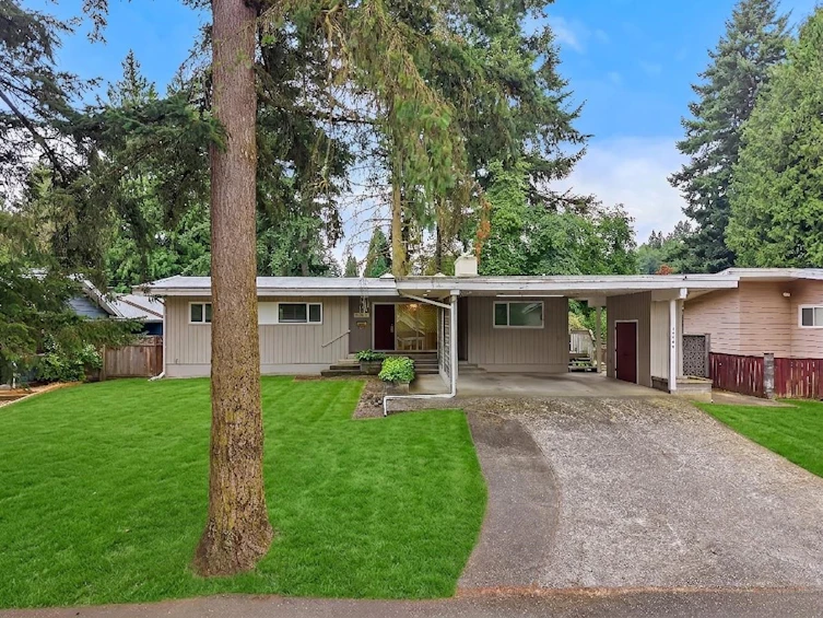 34206 Woodbine Crescent, Abbotsford, BC, V2S 2R5