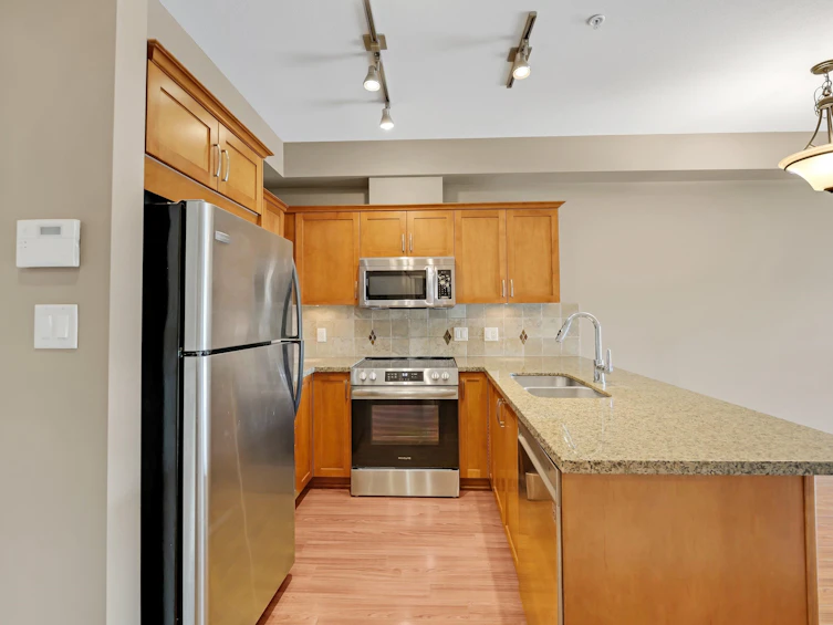 318-1336 Main Street, Squamish, BC, V8B 0R2 - 8