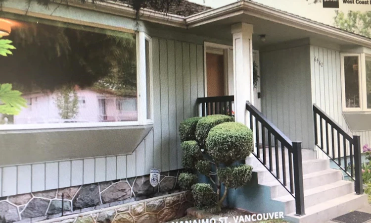 6462 Nanaimo Street