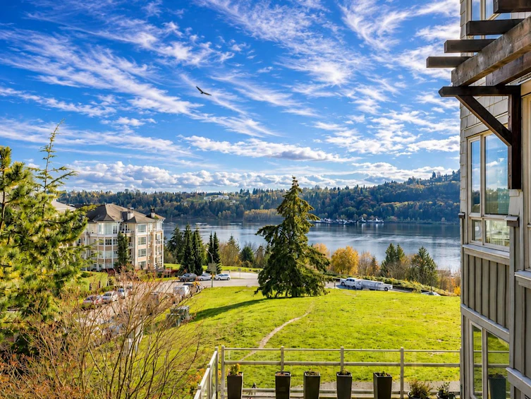 317-530 Raven Woods Drive, North Vancouver, BC, V7G 2T5