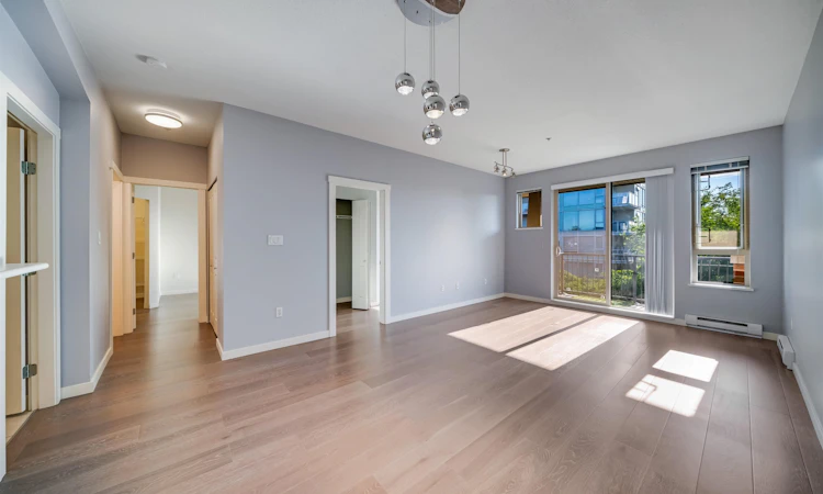 5412-5111 Garden City Road