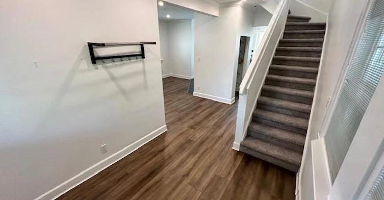 2878 W 8th Avenue, Vancouver, BC, V6K 2B9 - 8
