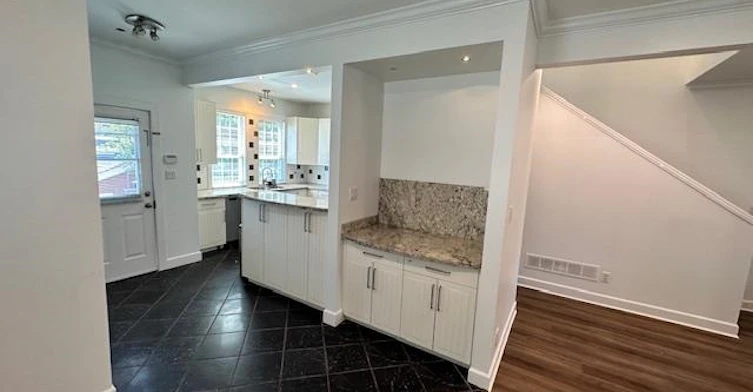 2878 W 8th Avenue, Vancouver, BC, V6K 2B9 - 11