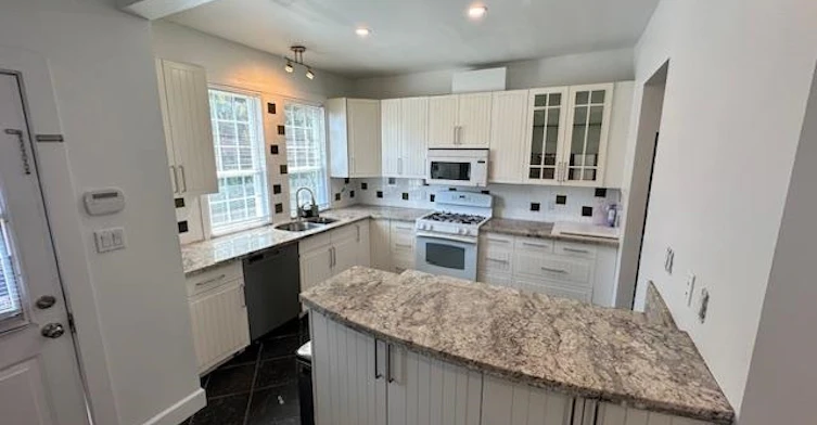 2878 W 8th Avenue, Vancouver, BC, V6K 2B9 - 13