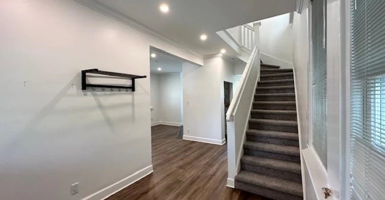 2878 W 8th Avenue, Vancouver, BC, V6K 2B9 - 10