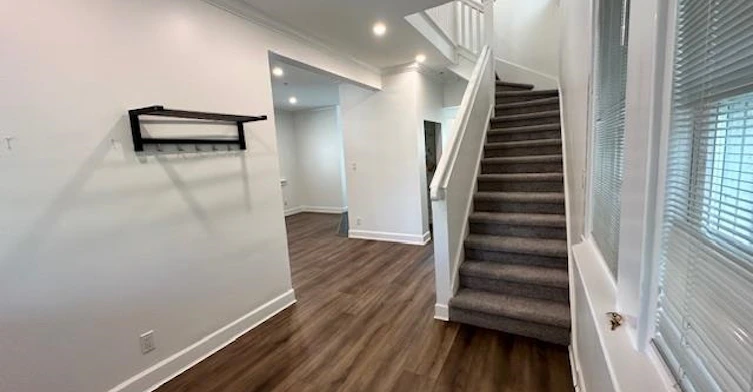 2878 W 8th Avenue, Vancouver, BC, V6K 2B9 - 9