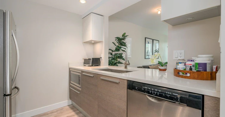 1404-1323 Homer Street, Vancouver, BC, V6B 5T1 - 11